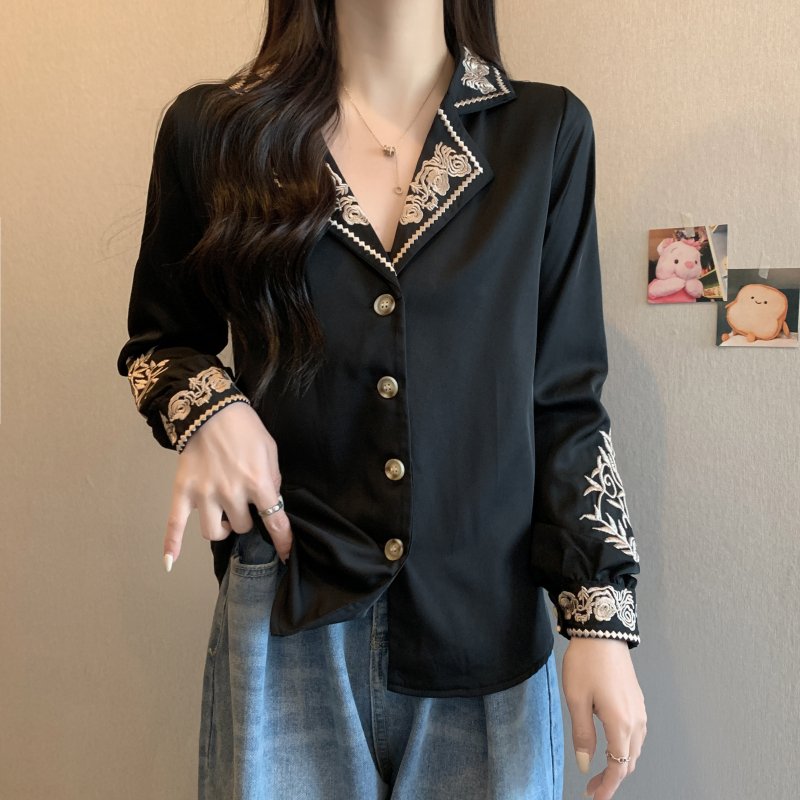 Long Sleeve Floral Embroidered Buttoned Shift Shirts & Tops