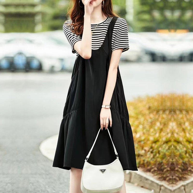 Fake-two Stripe Patchwork Short Sleeve Dresses