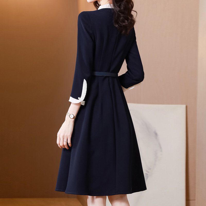 Blue Buttoned 3/4 Sleeve Dresses