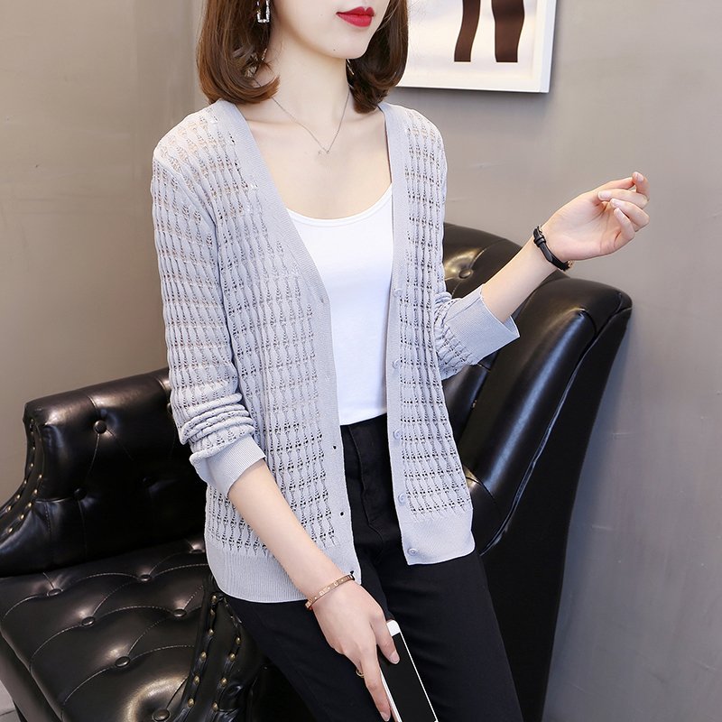 Women Long Sleeve Solid Knitted Cardigan